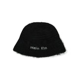 GORRO DE PUNTO PELUDO CON LOGO EN NEGRO